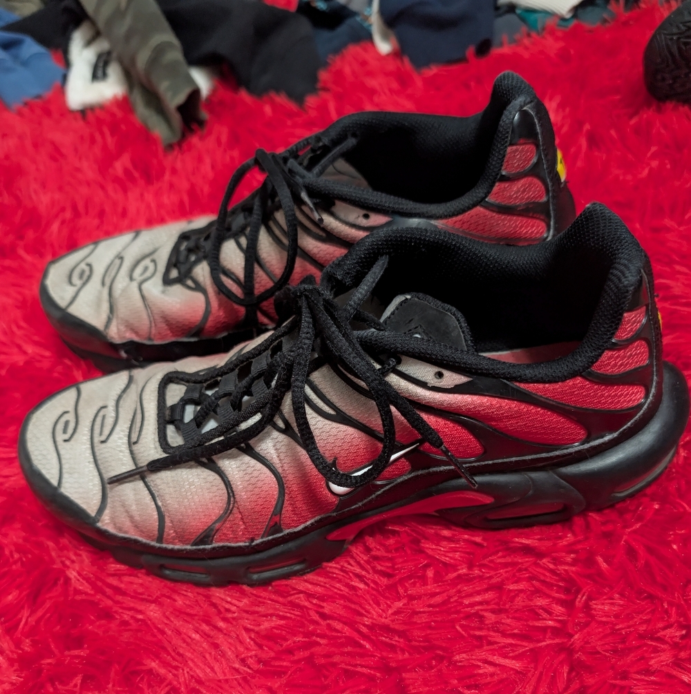 Nike Air Max Plus Men's Size 10.5